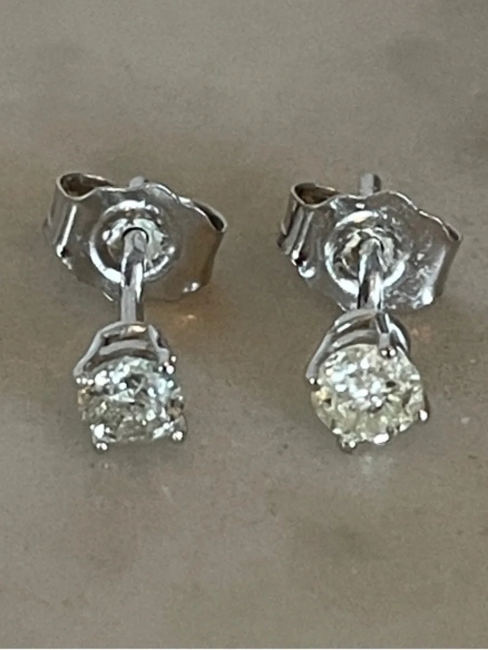 VINTAGE White Round Diamond Stud Silver Earrings